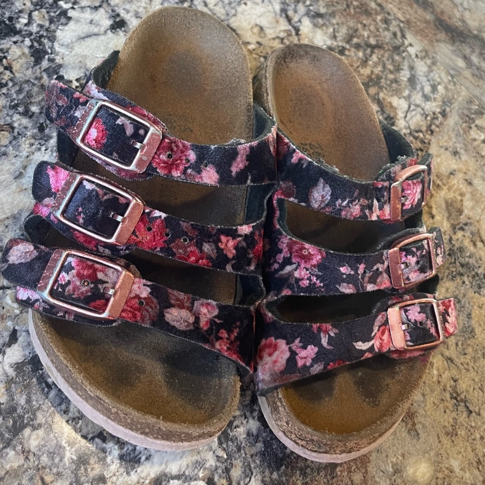 Birkenstock Girls Size 26 Floral Velvet Arizona Slides